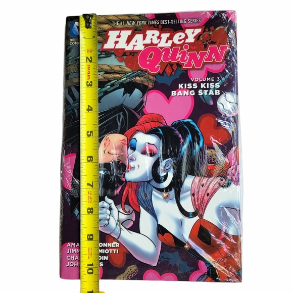 DC Comics Harley Quinn Vol. 3 Kiss Kiss Bang Stab - Picture 5 of 6
